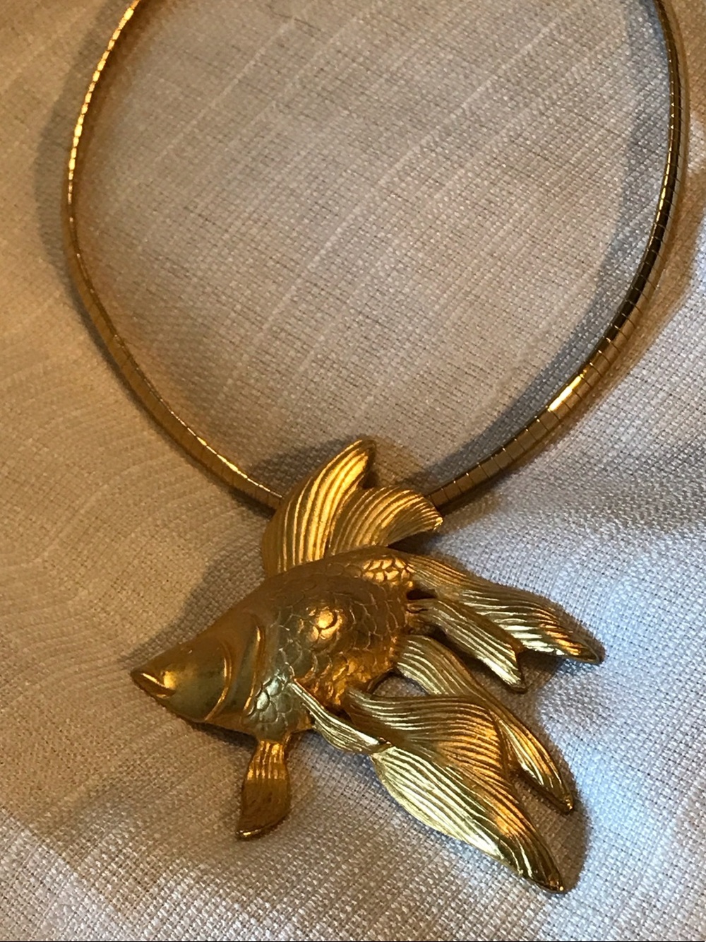 Vintage Gold Tone Sculpture Fish 4”+ Statement Runway Brooch Pendant Combo